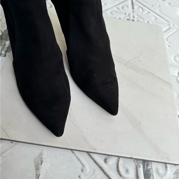 STUART WEITZMAN Max 85 Pointed Toe Bootie Black suede size 6 - Picture 9 of 13